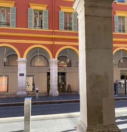 Place Massena In Center - 3 Bedrooms Floor Apartment Nice